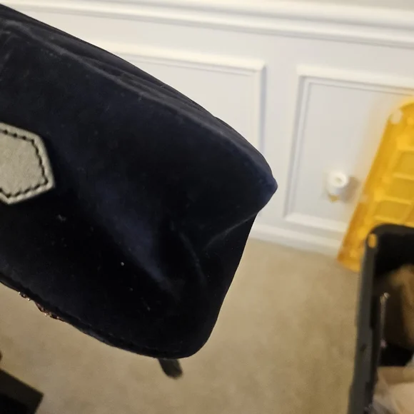 Gucci GG Marmont Velvet Camera Bag Star Crystal Embellished Black - Picture 12 of 16